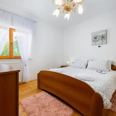 Apartment Lara With Swimming Pool - Paradiz Labin (Istria)